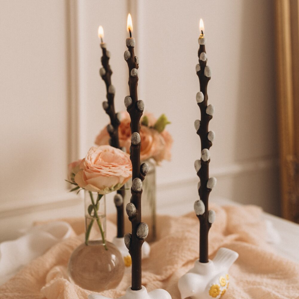 набір свічка Верба М +підсвічник куріпка